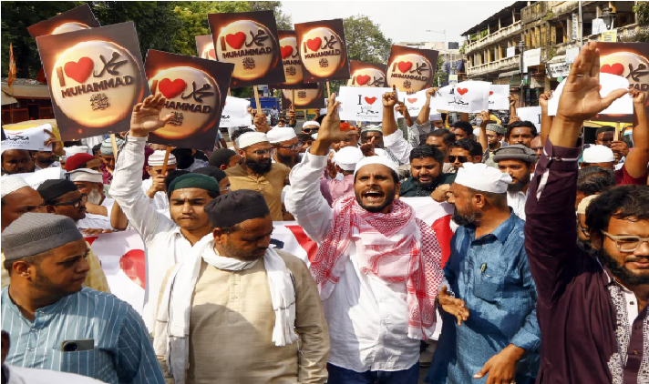 Festival season communal tension India, I Love Mohammad controversy